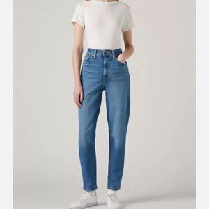 Levi’s High Rise Mom Jeans